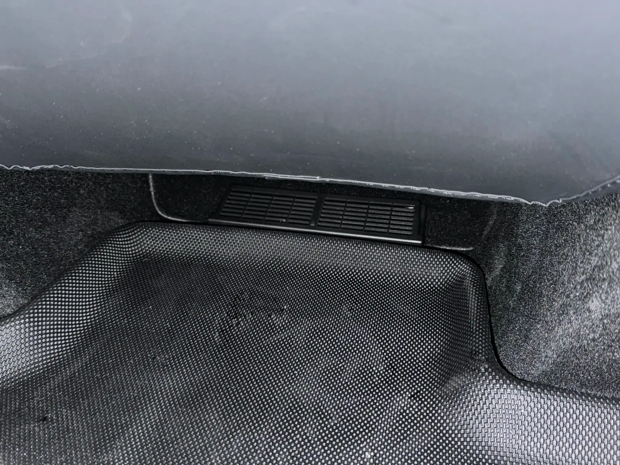 Tesla Rear Vent Cover